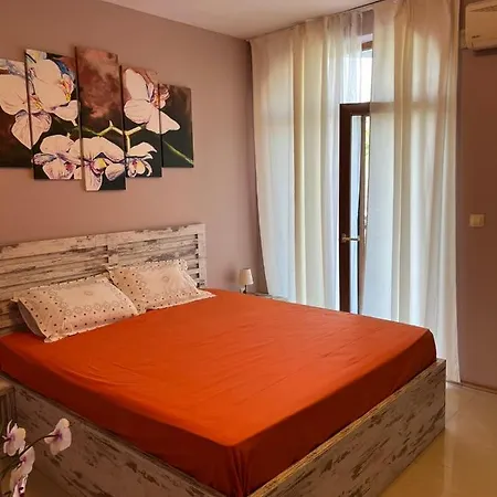 Aпартамент С Една Спалня- Гардън Бийч - Къмпинг Градина Apartmán Černomorec