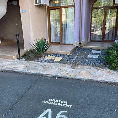 Aпартамент С Една Спалня- Гардън Бийч - Къмпинг Градина Apartmán *